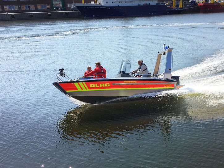 faster-work-boats-545BCW-e-01