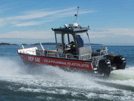 faster-work-boat-73cat-ccr-1-act-e-05